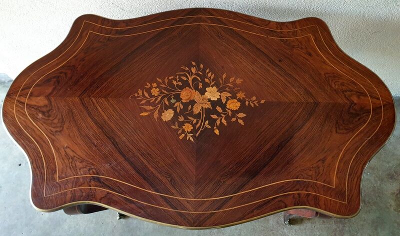 Fiddled middle table - louis xv style - marquetry and veneer wood