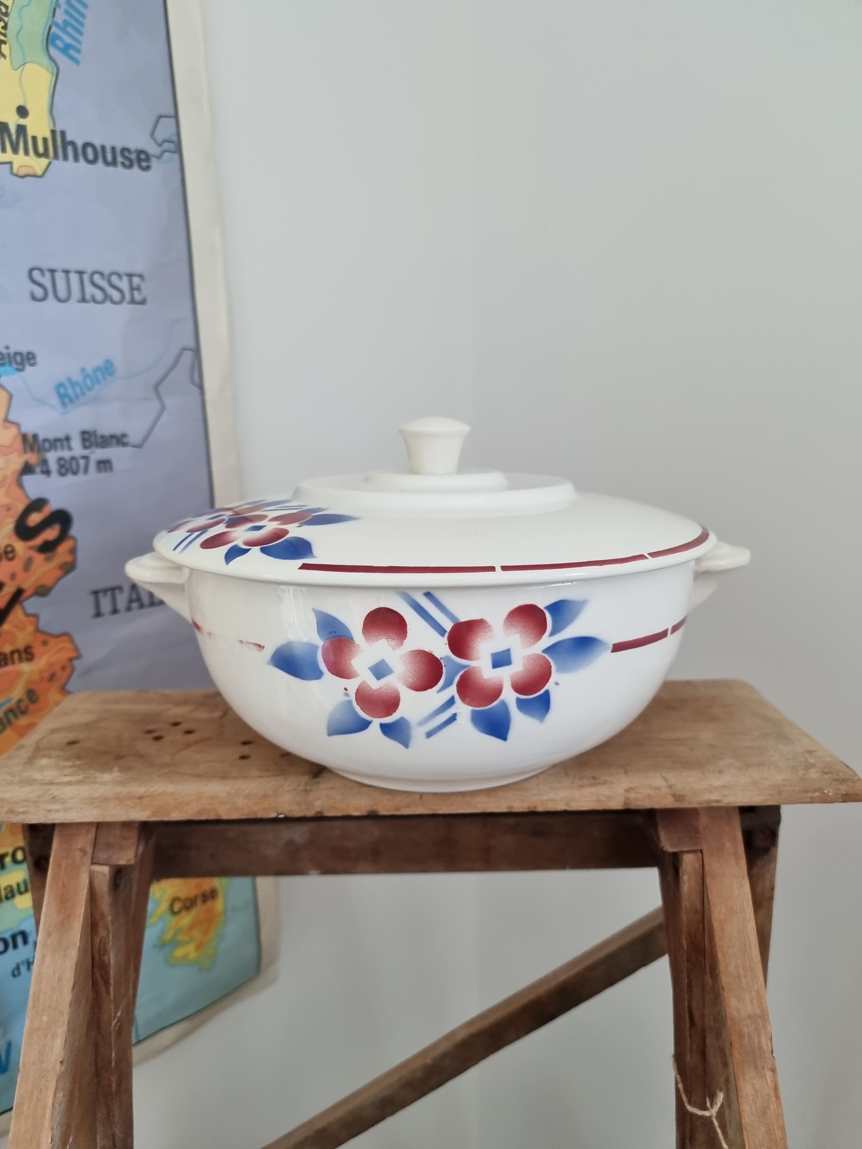 Soupière St Amand vintage