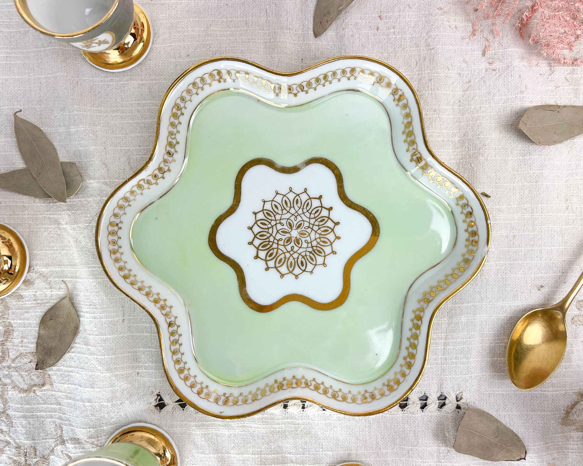 Set de 6 coquetiers vintage en porcelaine de limoges