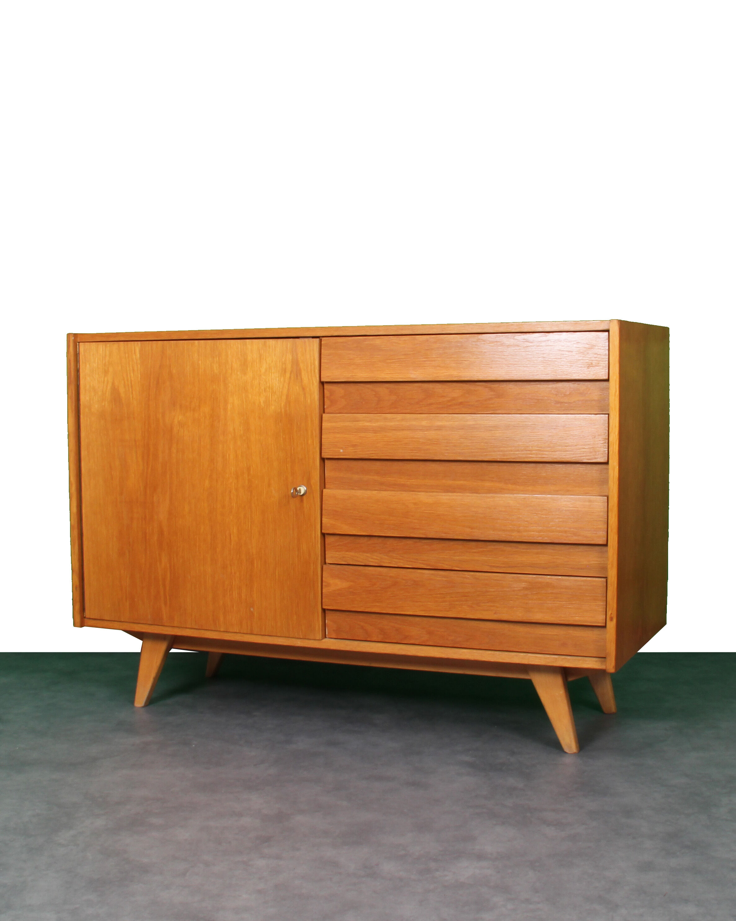 Commode de l'Est par Jiri Jiroutek pour Interier Praha, 1960