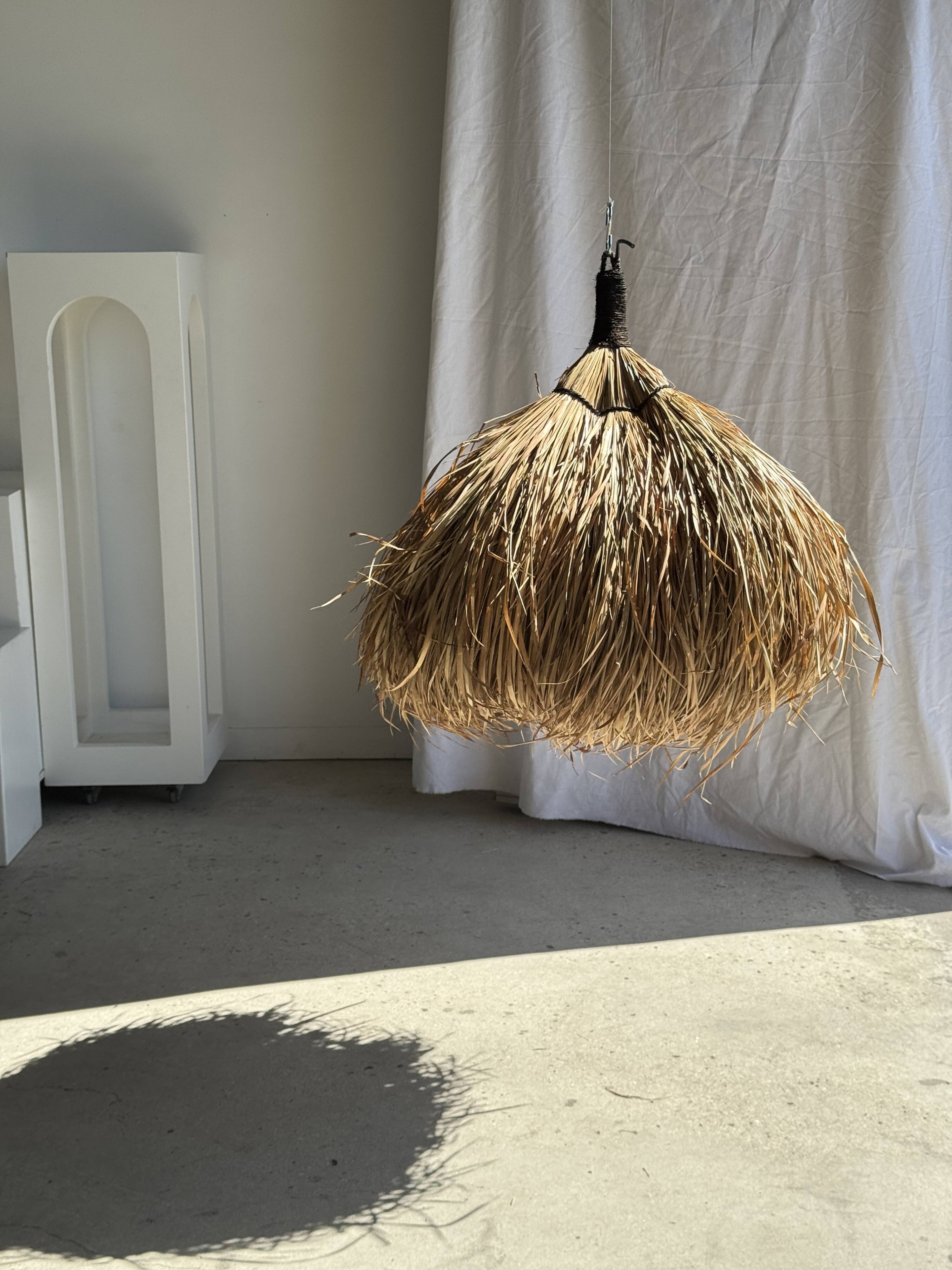Suspension ou abat-jour en fibres naturelles alang alang H60 D60