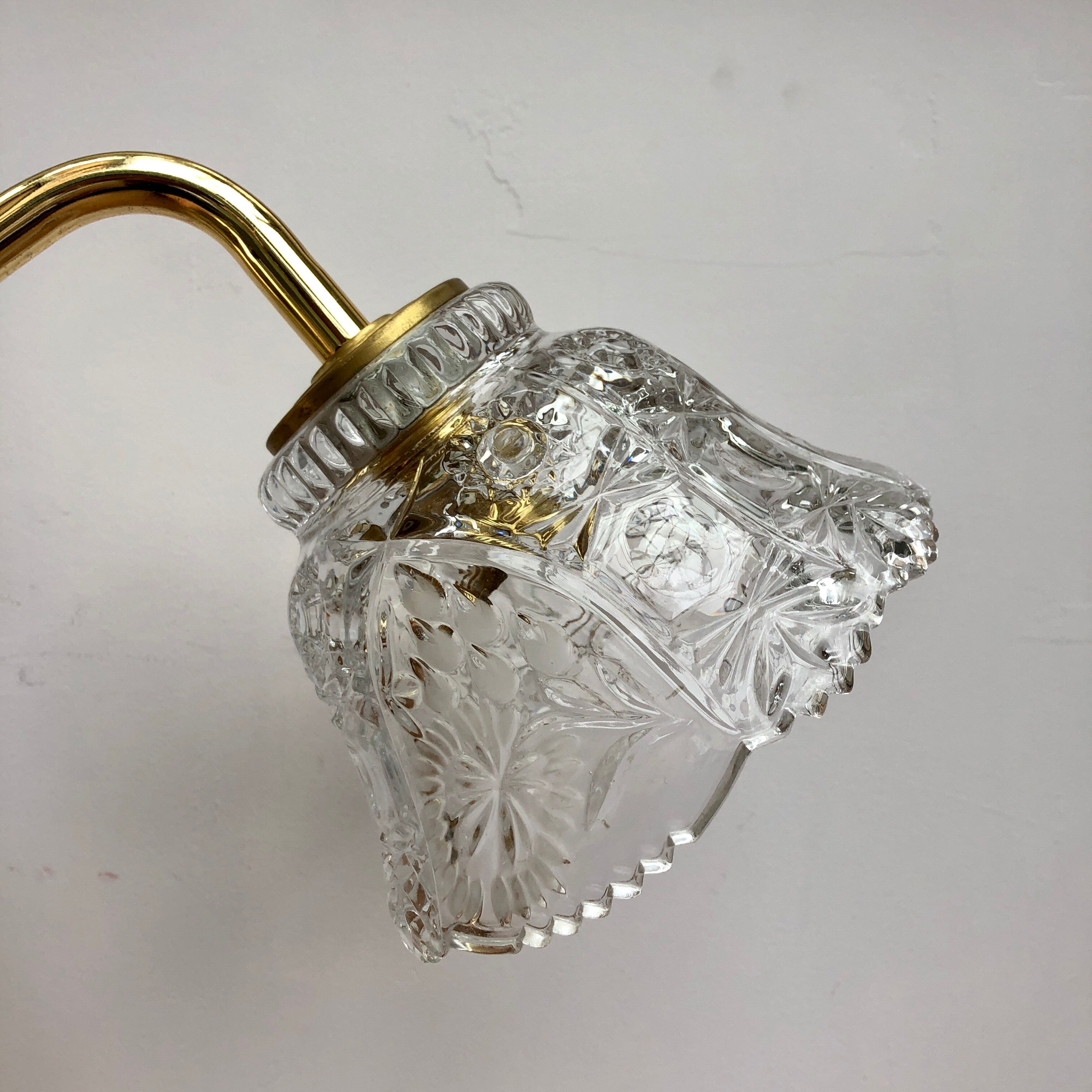 Applique abat-jour vinatge en verre ciselé