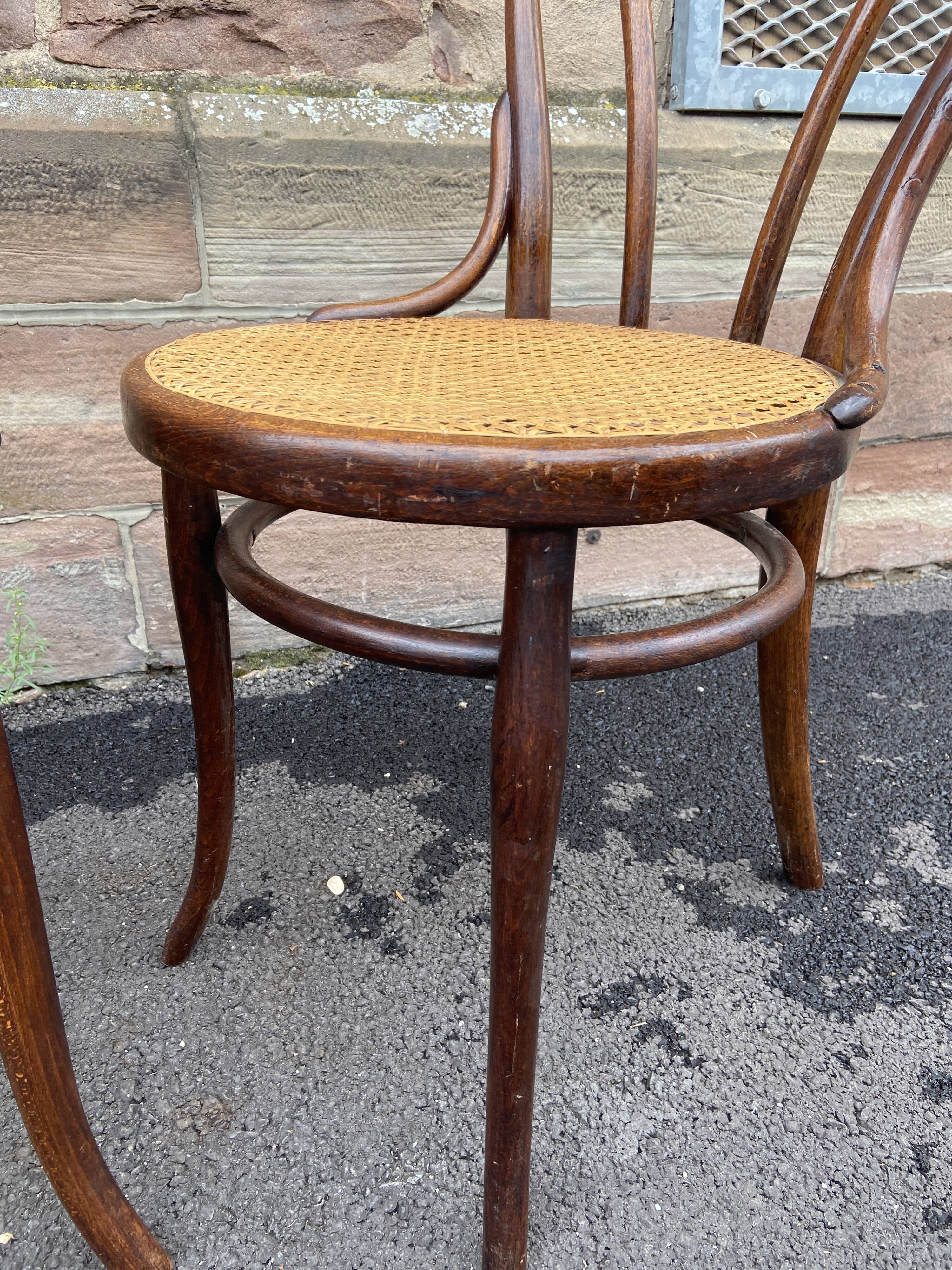 Suite of 4 viennese bistrot chairs