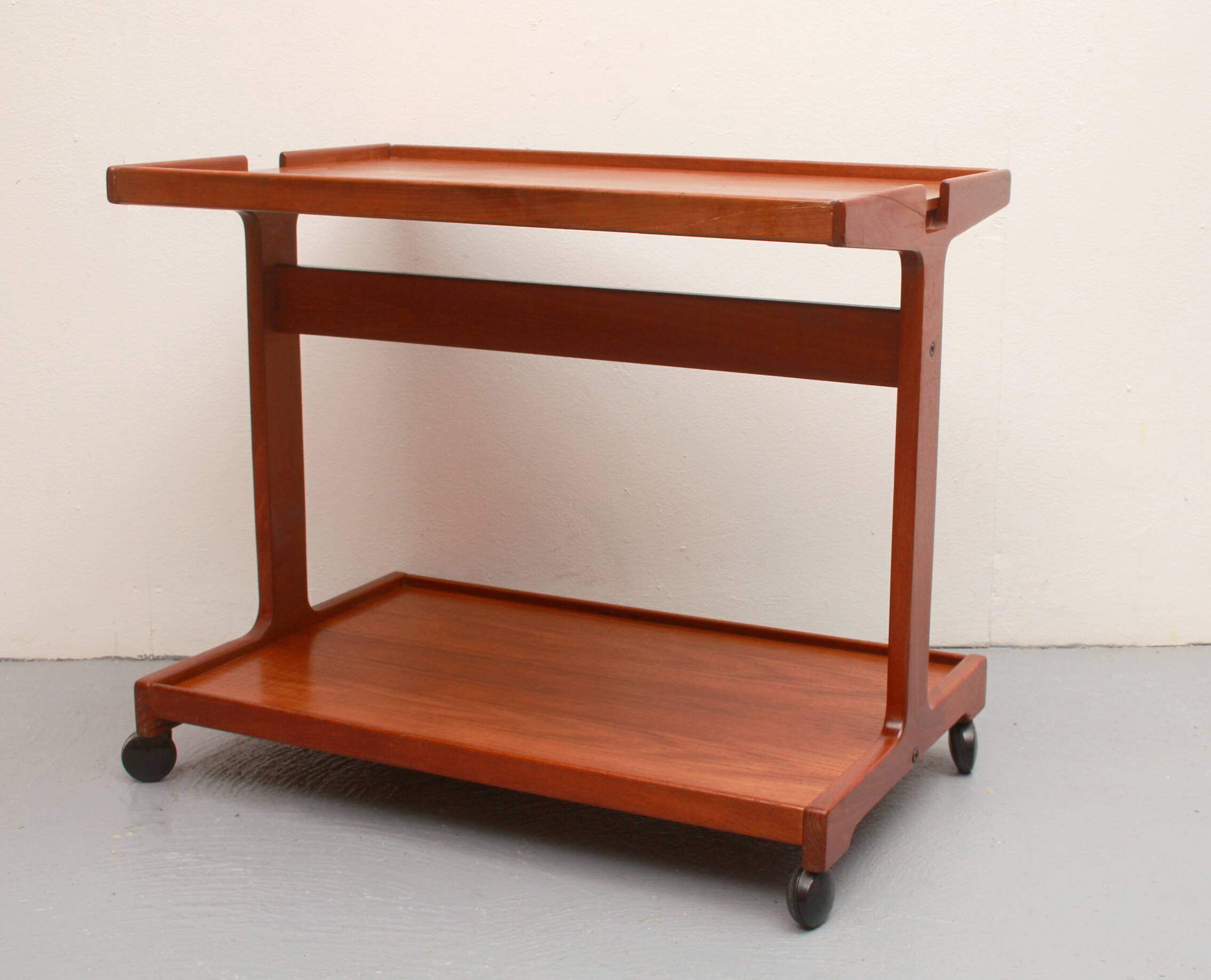 1970s serving trolley in teak