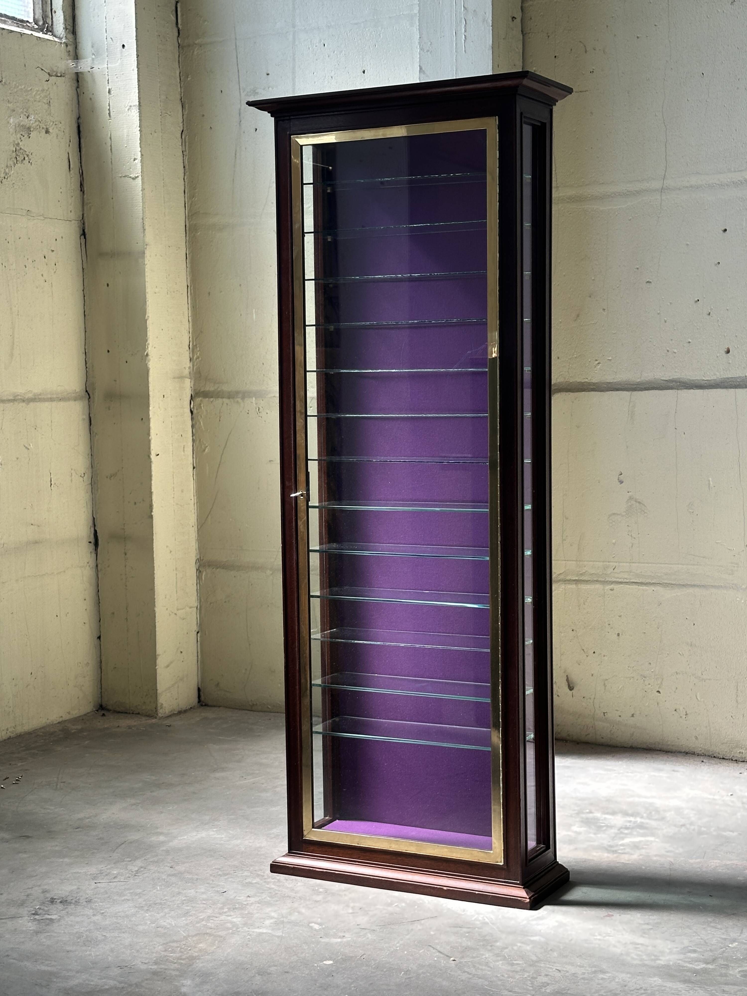 20th-Century “Pope Purple” Oak Display cabinet