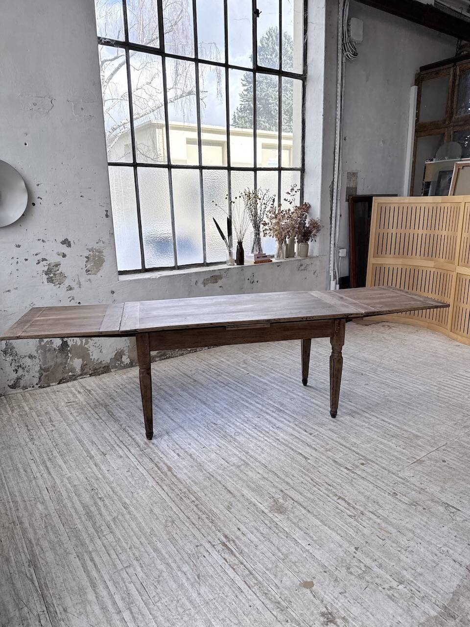 Solid oak farmhouse table with integrated extensions 1950
