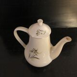 Teapot and sugar bowl