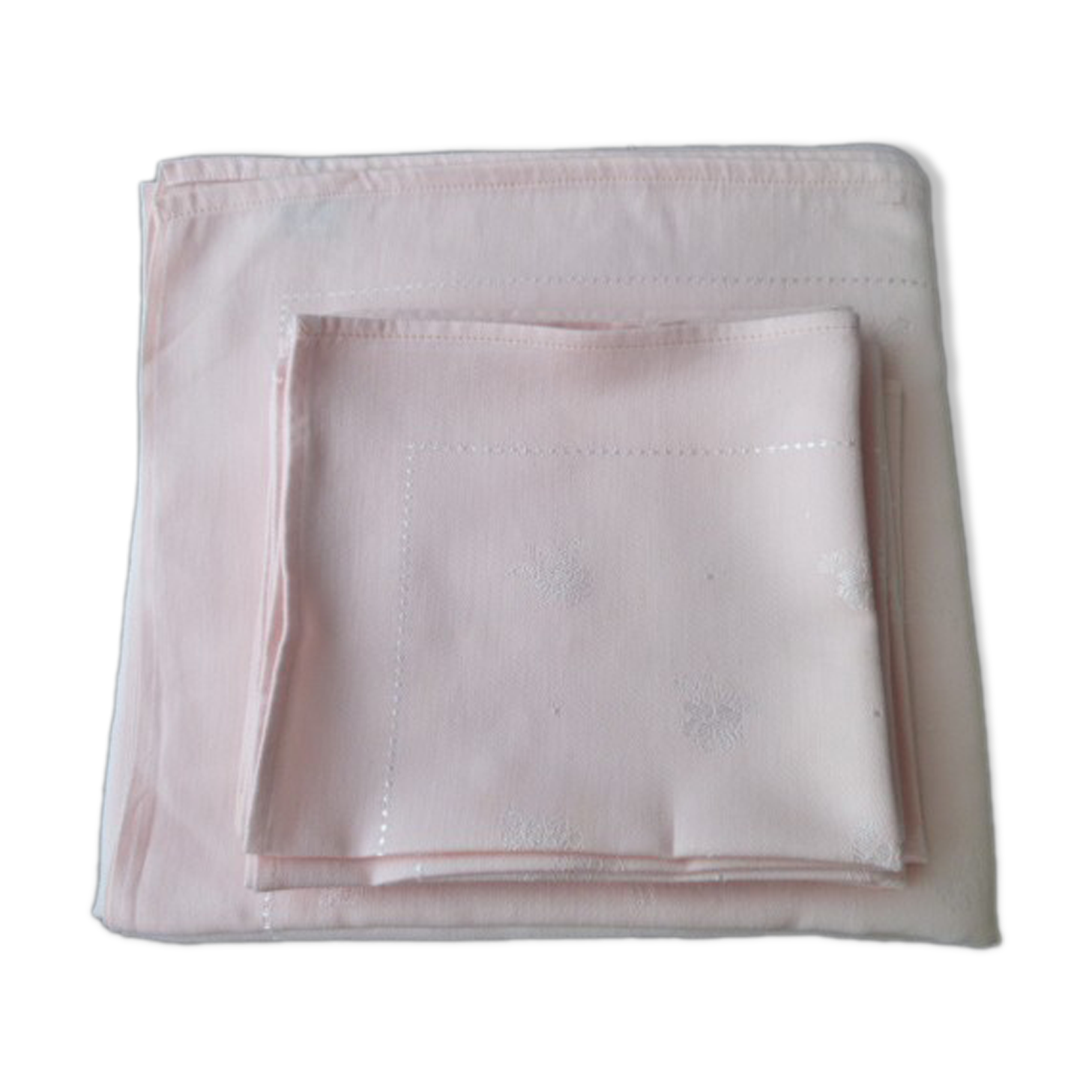 Damask tablecloth 1.30 x 2.40 m and its 10 matching towels peach color