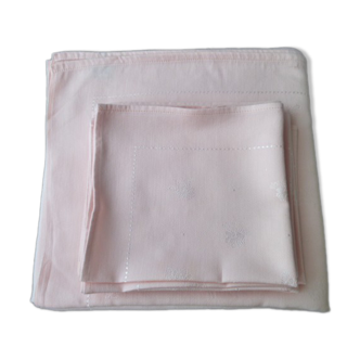 Damask tablecloth 1.30 x 2.40 m and its 10 matching towels peach color