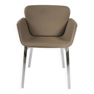 “KN06” armchair by Piero Lissoni for Knoll