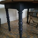 Farm table, with shutters