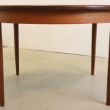 Round G-Plan vintage dining table extendable 'Prestwich'