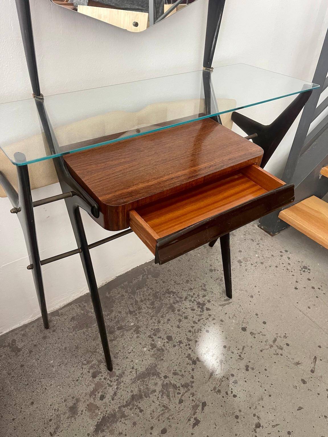 Table console laquée avec plateau en verre et miroir