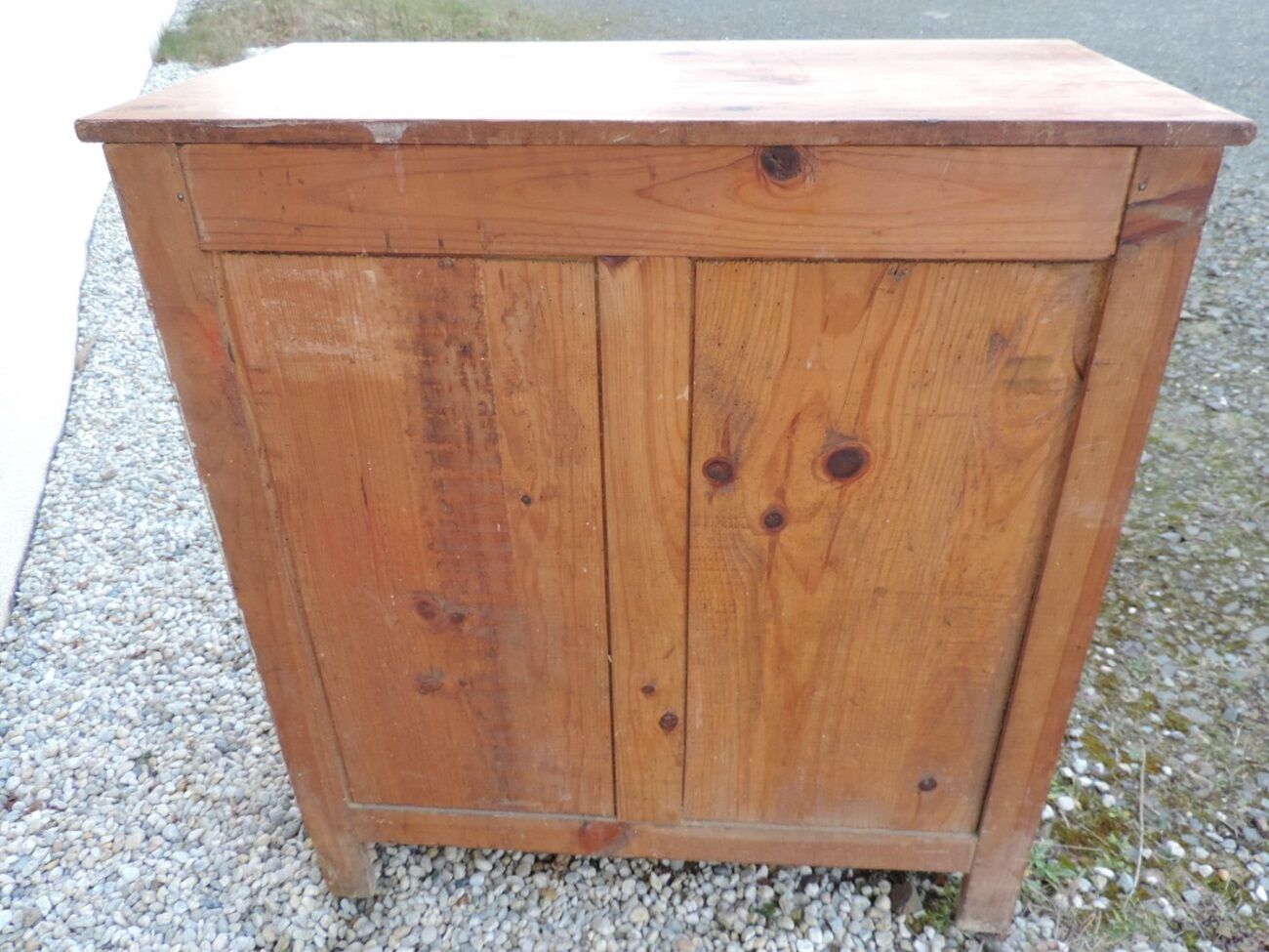 Former Parisian buffet