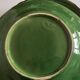 Set d'assiettes à godrons en terre émaillée vert Provence