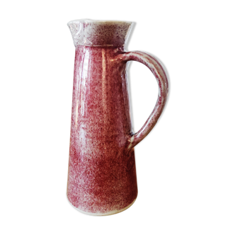 Pitcher