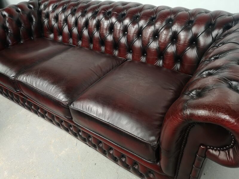 Sofa chesterfield leather burgundy three places bambou