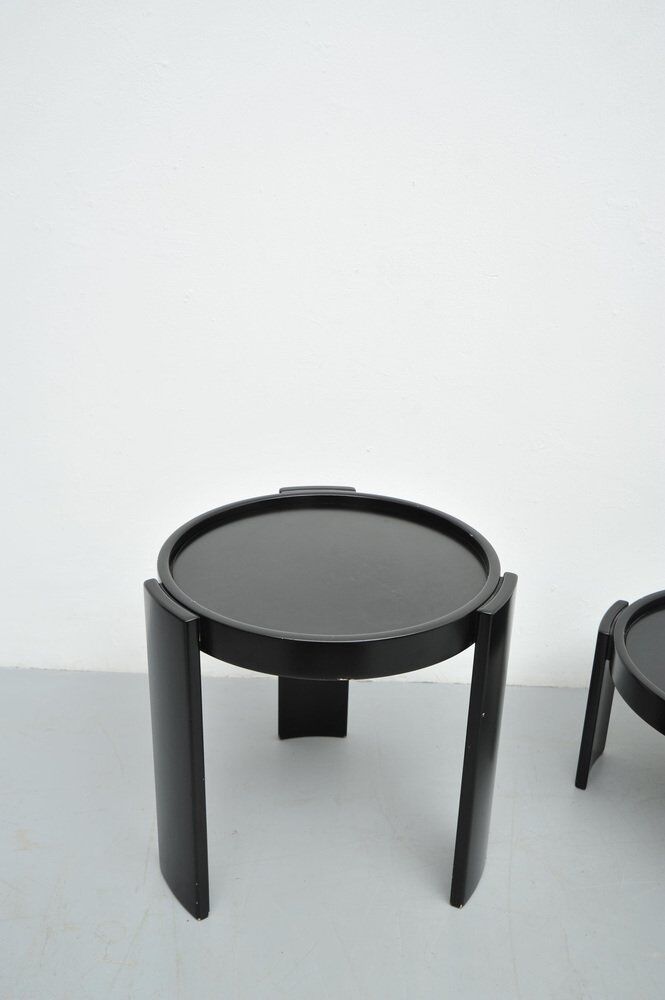 Set of 2x Model 780/783 tables by Gianfranco Frattini for Cassina