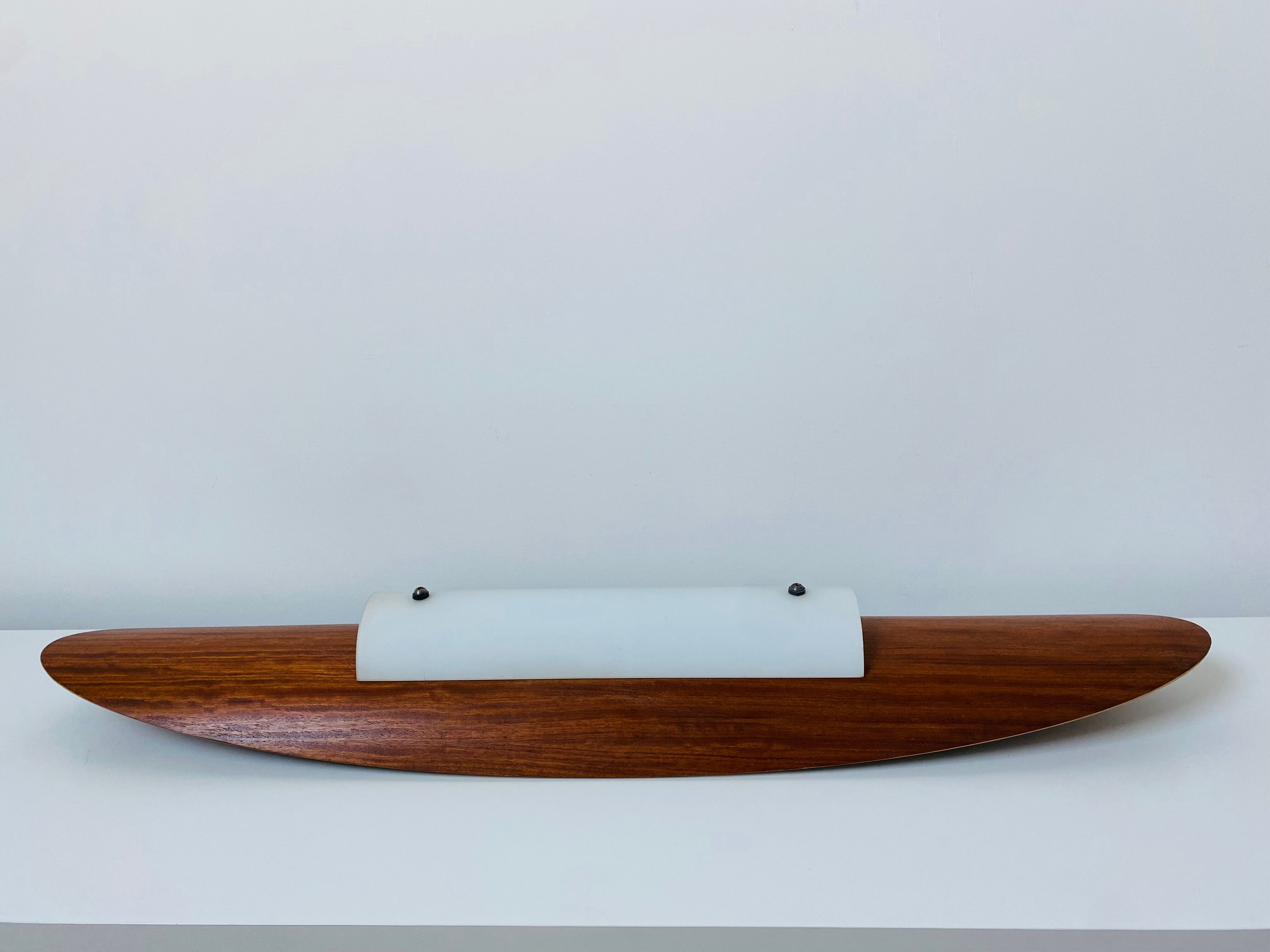 Vintage surf wall lamp