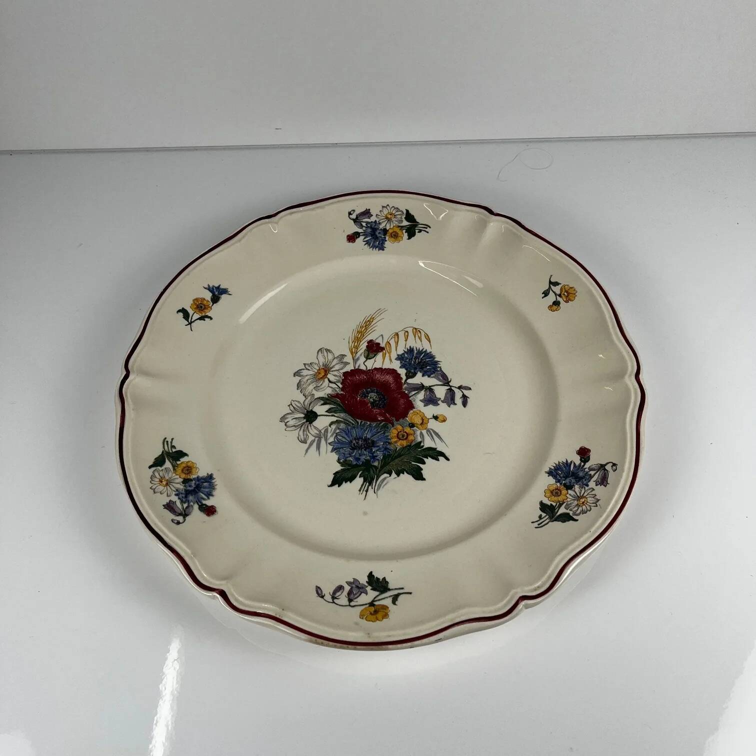 Round cake dish "Agreste" Sarreguemines, 20th century.