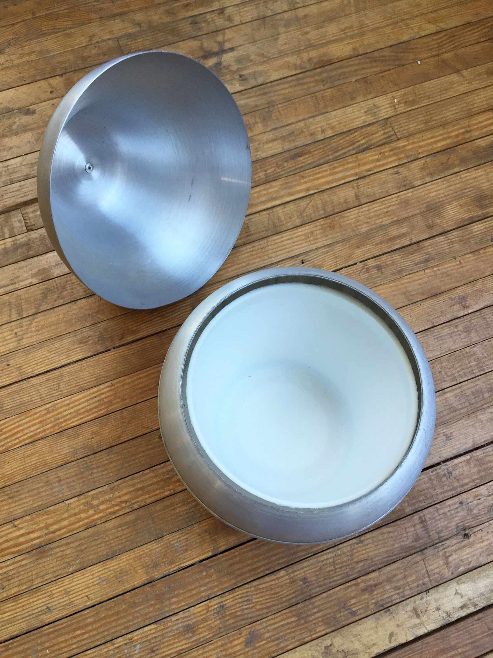 Sceau à glaçon « poire » inox