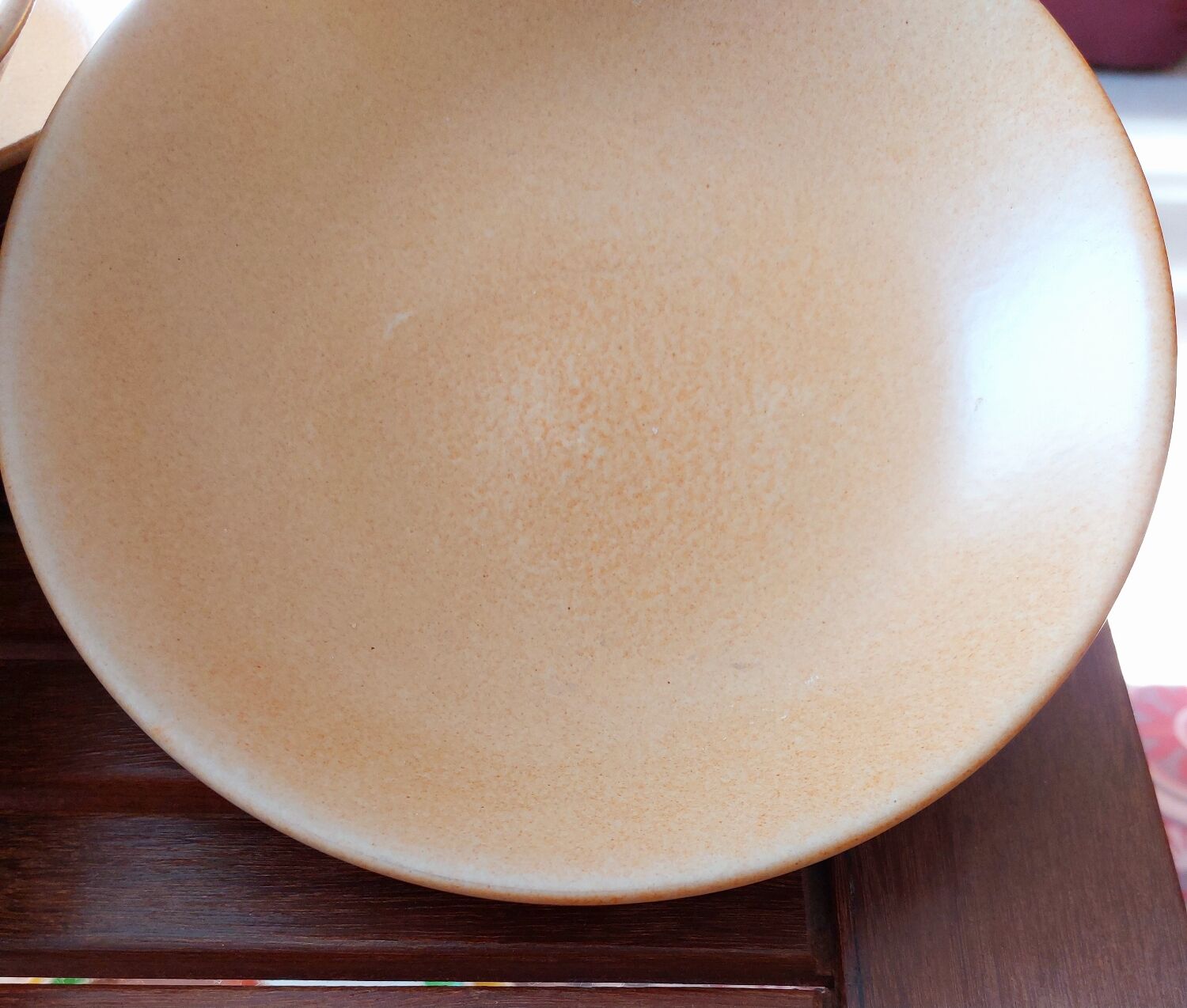 10 hollow stoneware plates