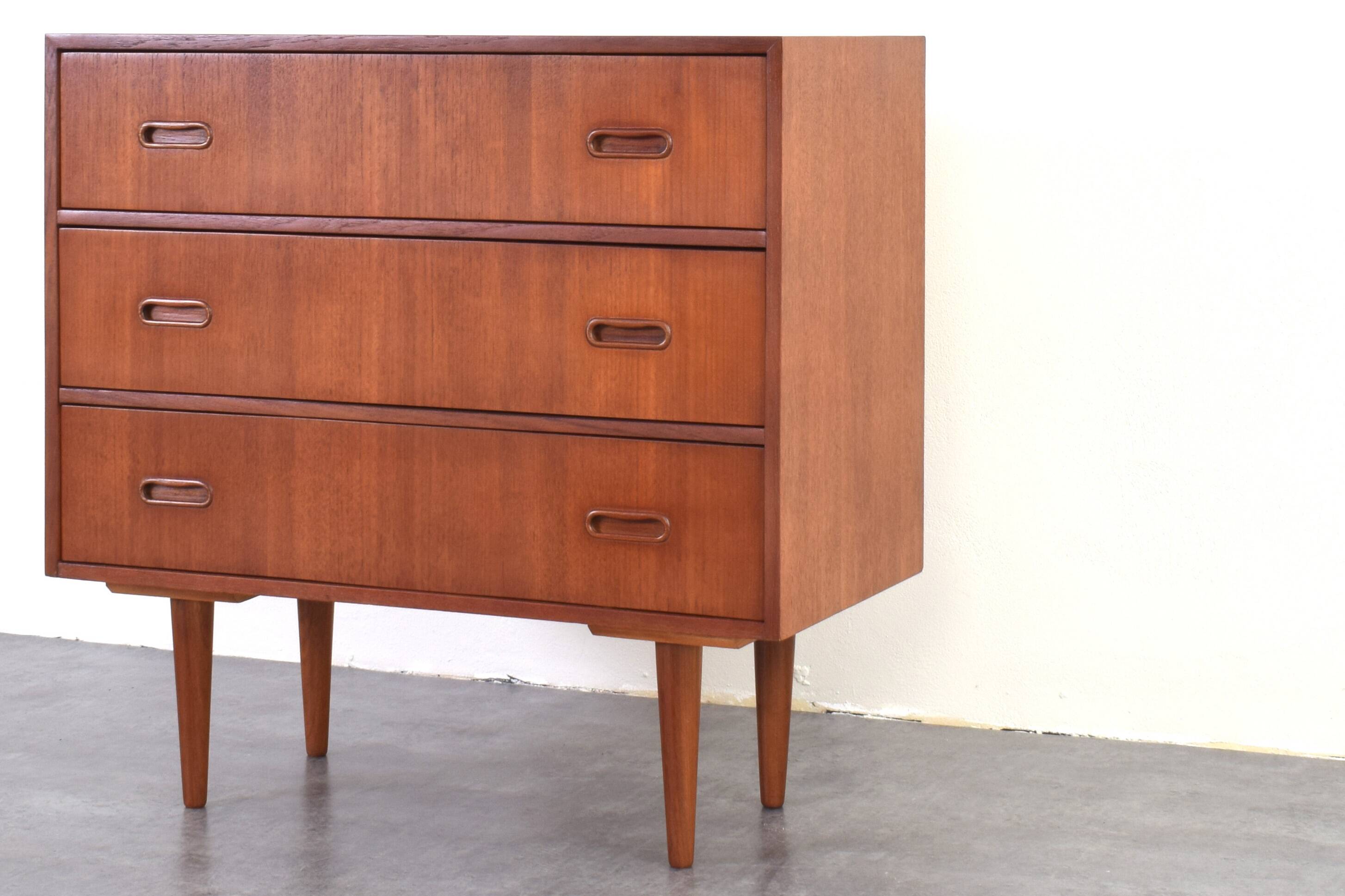 Mid-Century Danish Teak Chest of Drawers, 1960s.