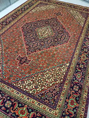 Tapis persan tabriz xxeme siecle 200x295cm