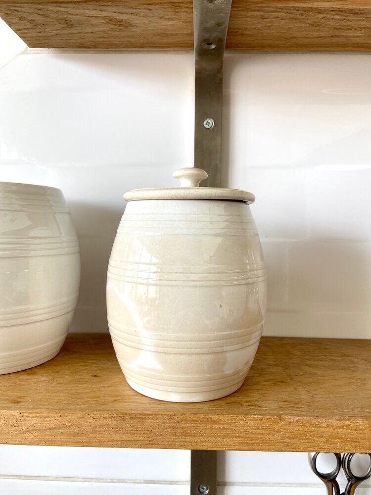 4 pots Villeroy & Boch in white earthenware