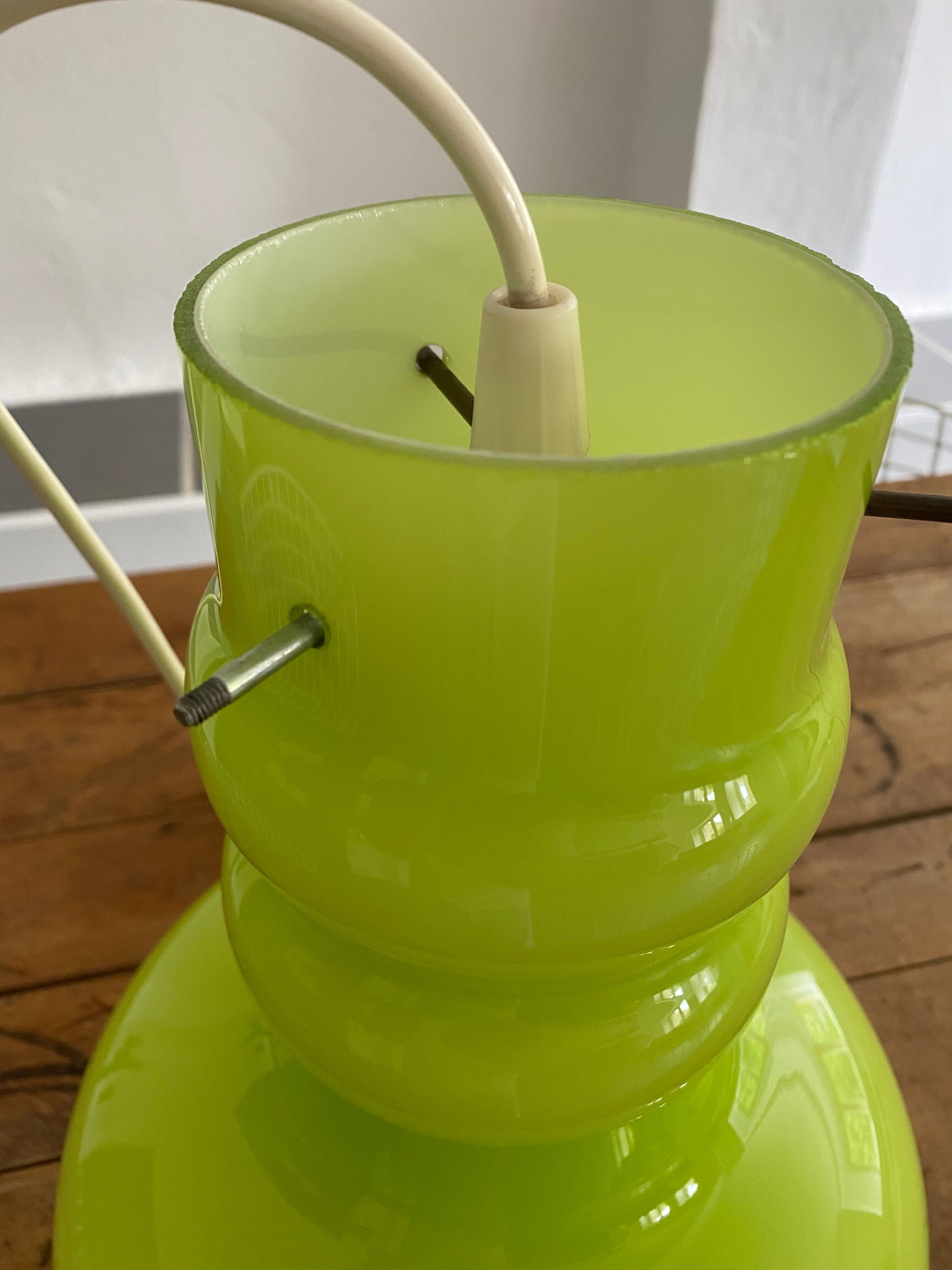 Vintage Italian opaline suspension