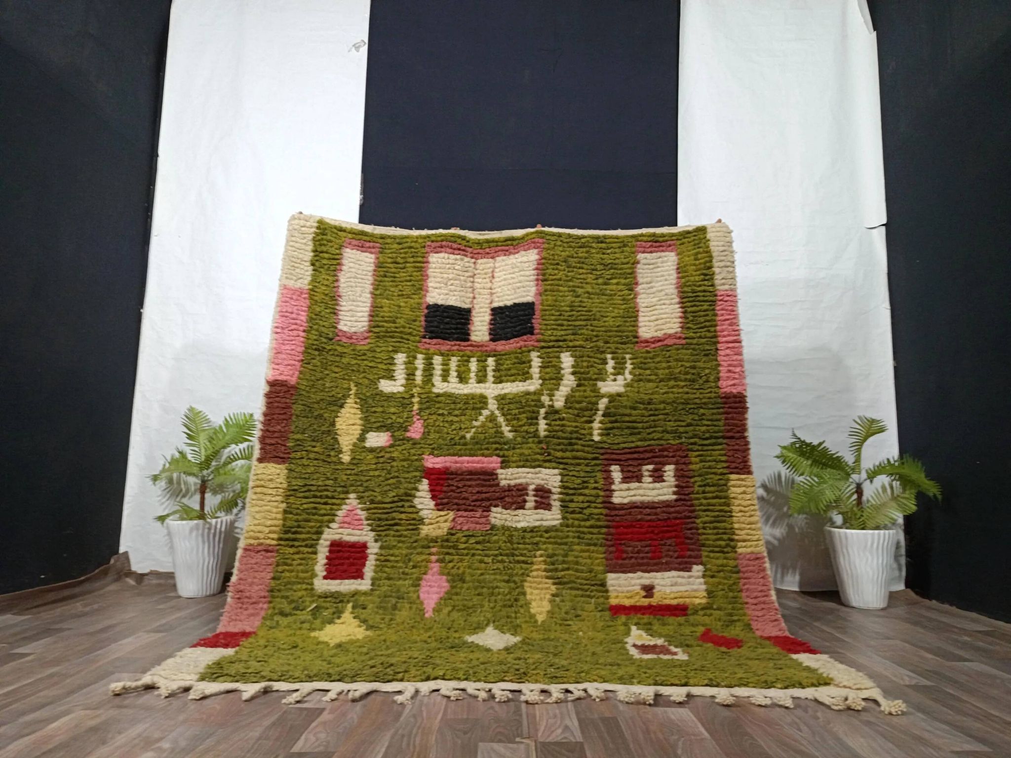 Tapis en laine artisanal marocain, grande taille 250x150 cm, fait main
