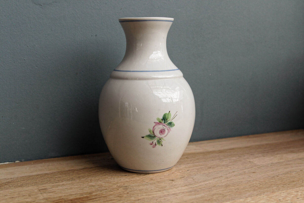 Signed faience vase - Fort Mahon