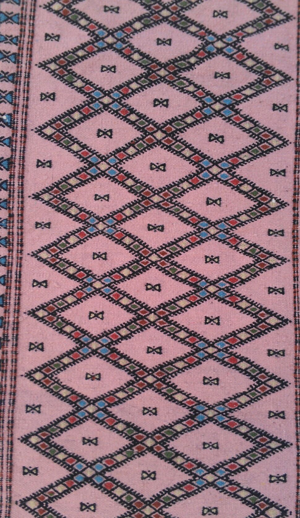 Carpet rose 133 x 75 cm