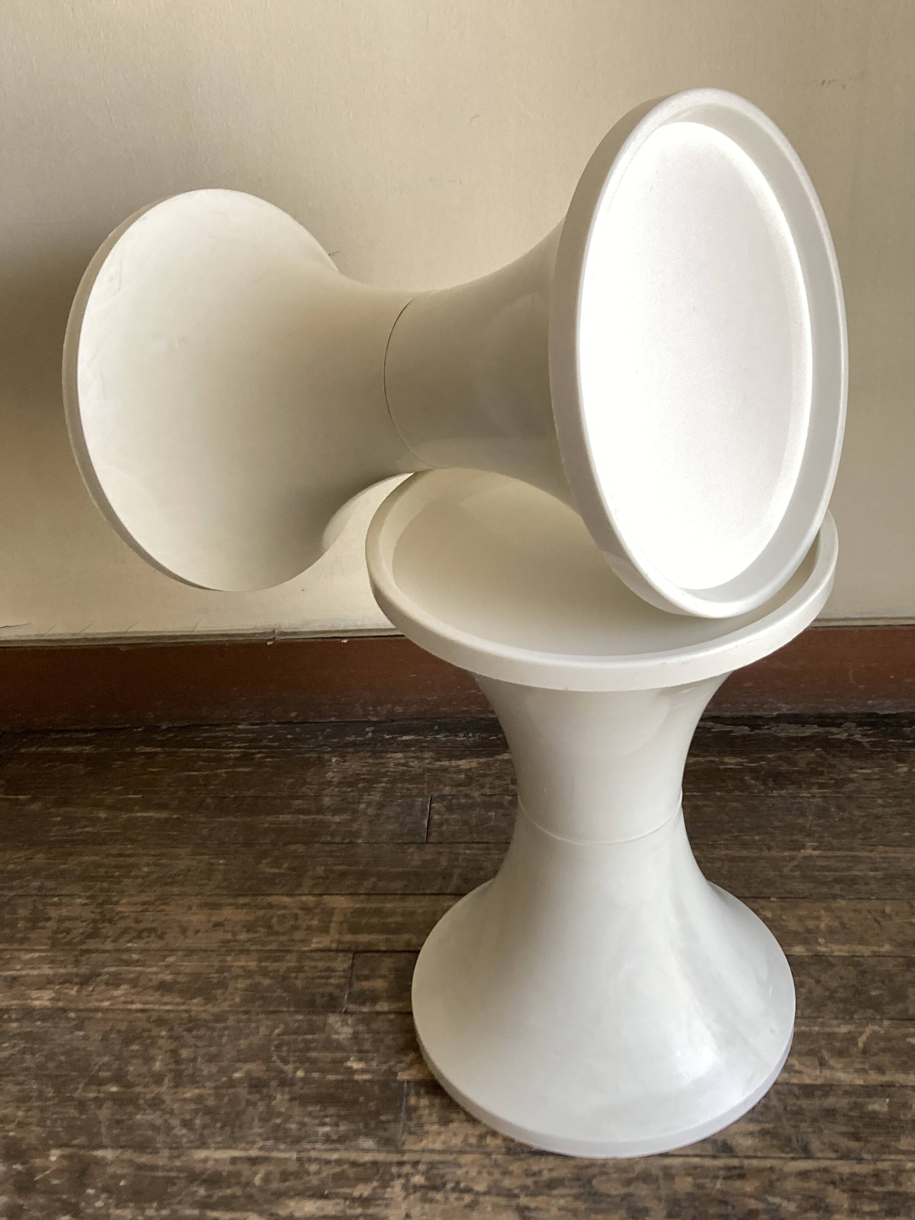 Pair of bedside tables 1970 Space Age in white ABS