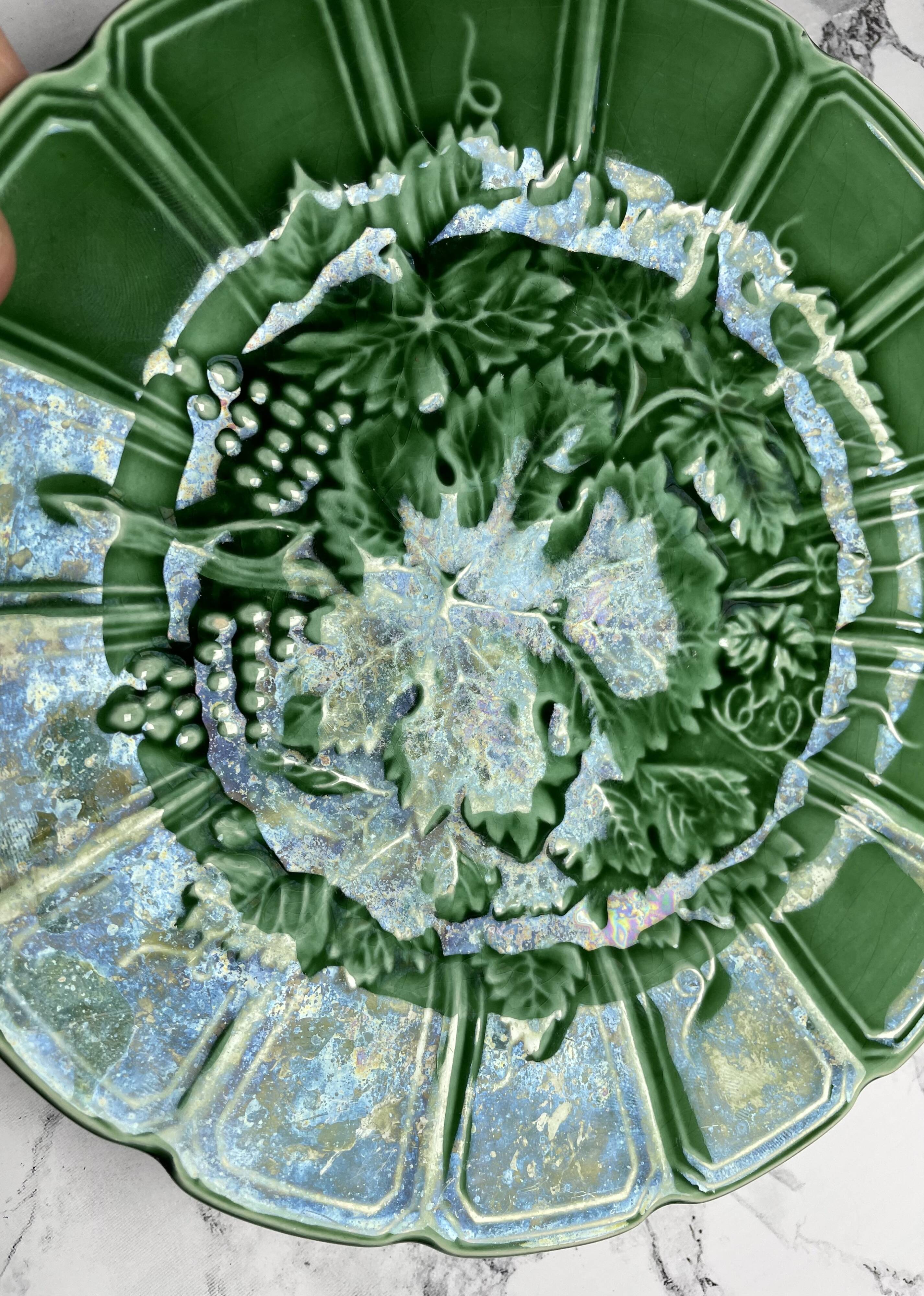 Sarreguemines grape barbotine dessert plates