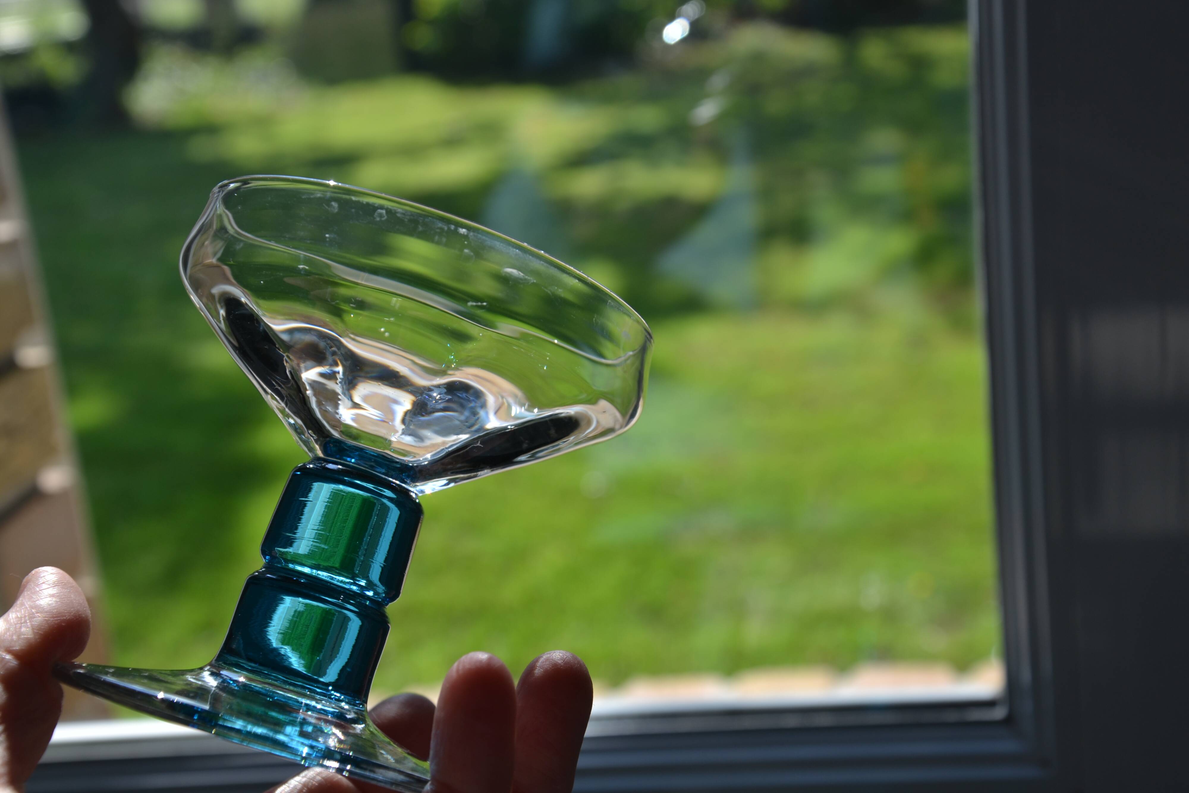 4 vintage blue footed champagne glasses