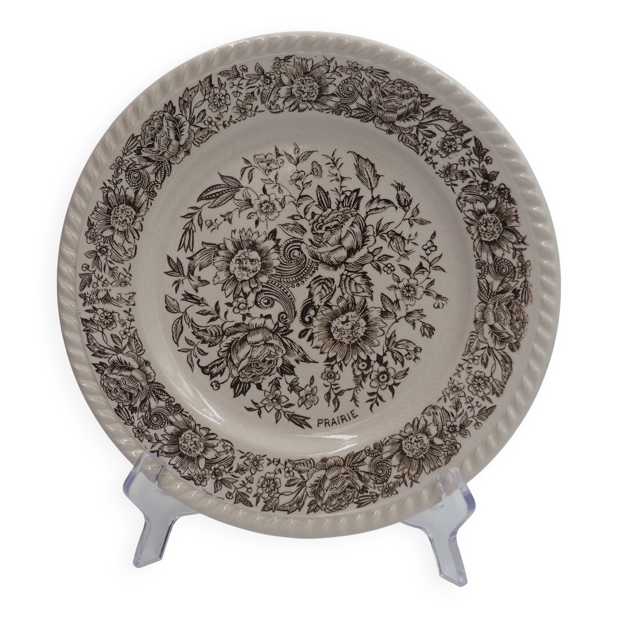Set of 12 white plates - Brown floral patterns, vintage prairie charm