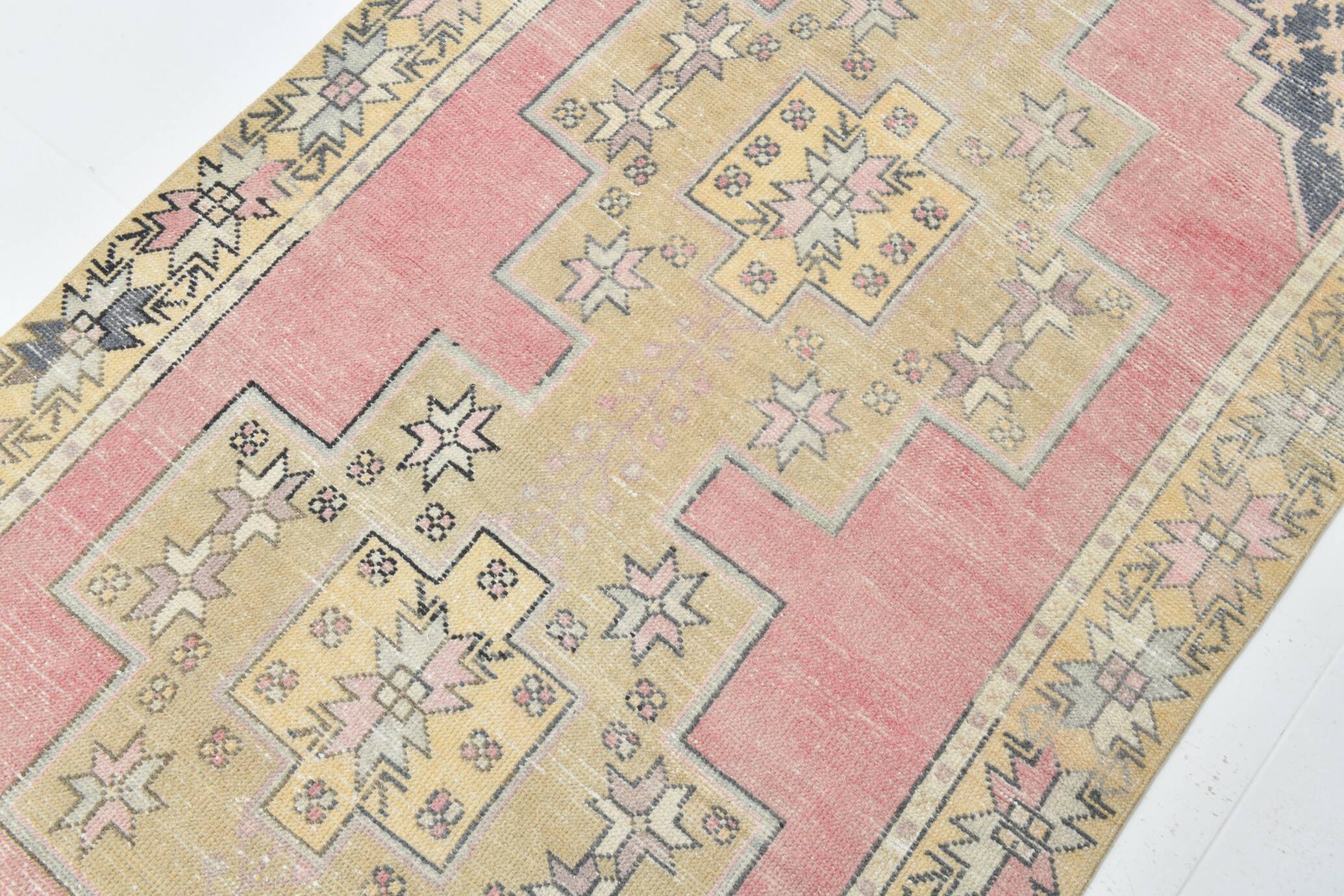 4x8 Red & Yellow Small Persian Rug, 118x270Cm SK 17615