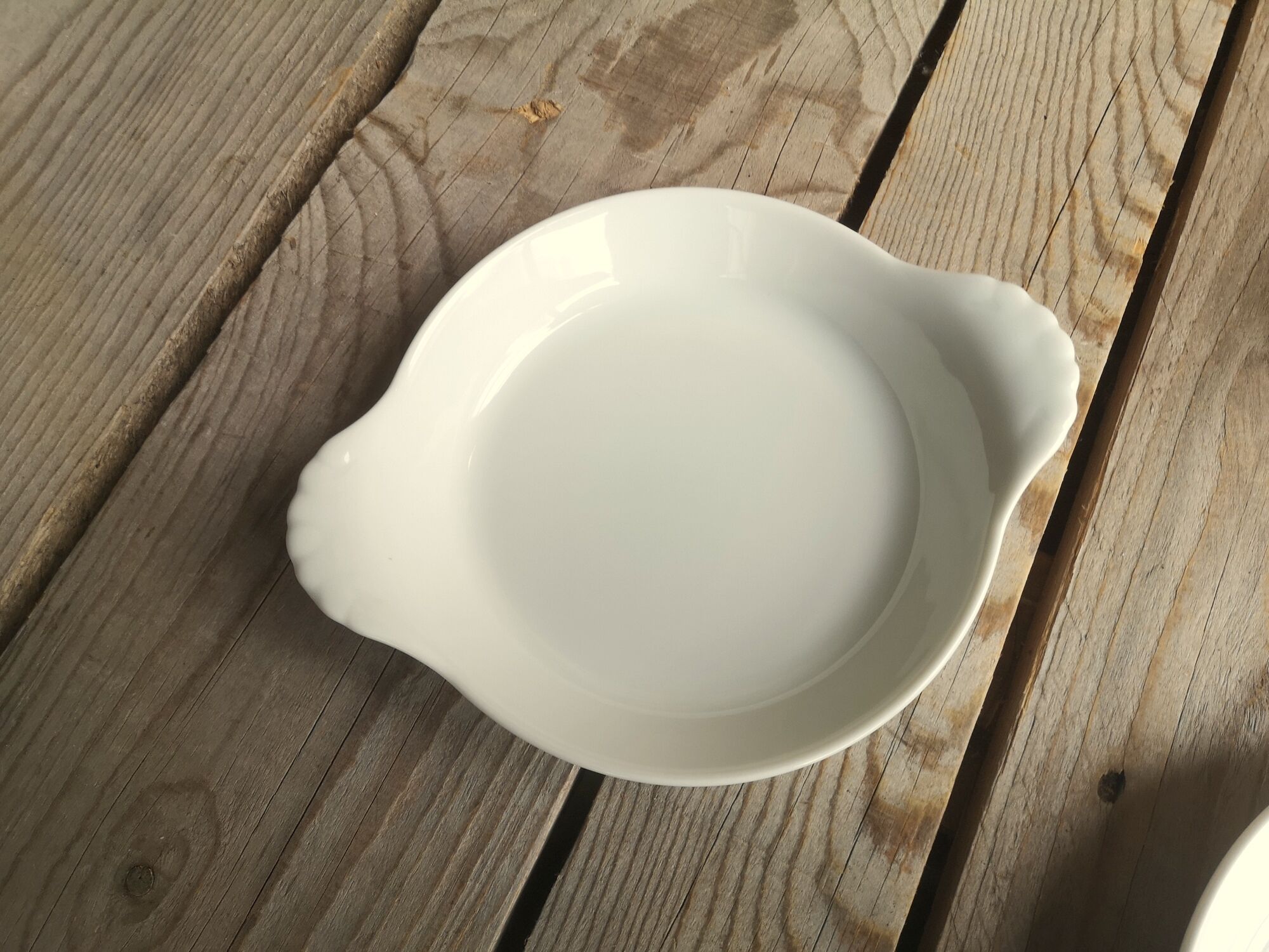 3 Small Round Dishes in White Porcelain Pillivuyt