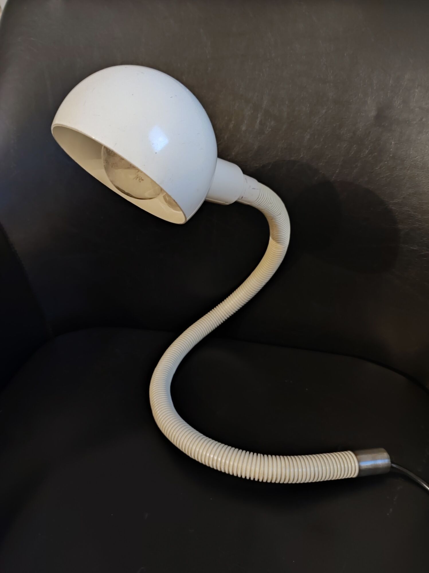 Flexible snake lamp Hebi by Isao Hasoe for Valenti Luce made in Italy