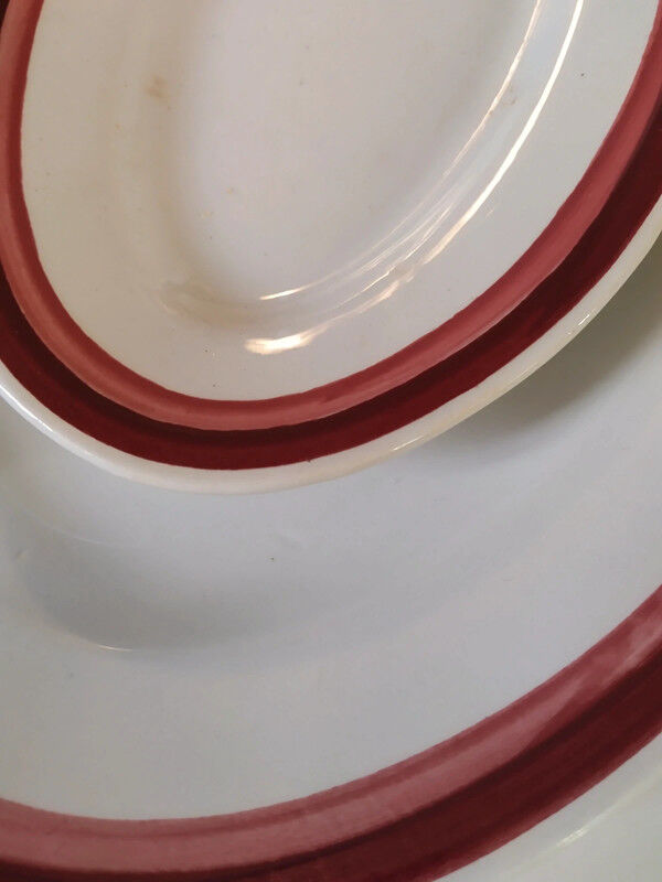 Montereau serving dishes