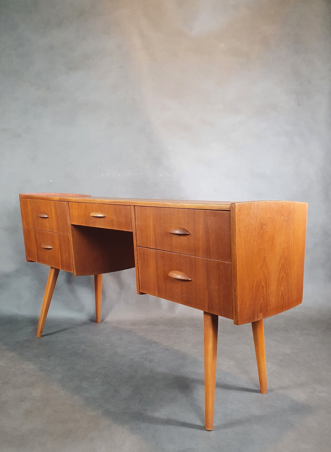Vintage teak desk with 5 drawers, Restored, Norway 1960