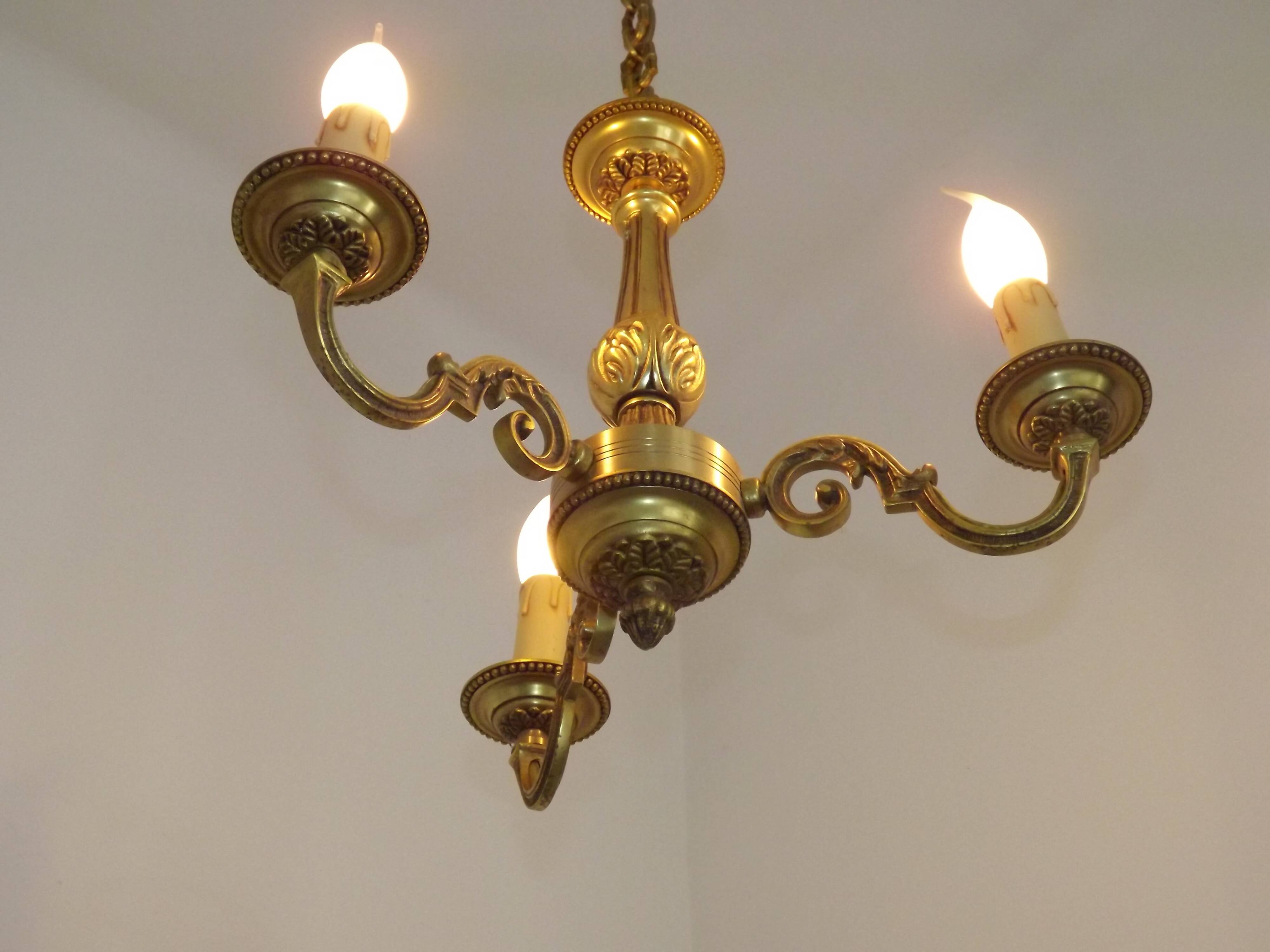 French Vintage Mid-Century Bronze 3-Light Traditional Style Chandelier