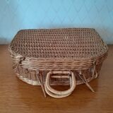 Vintage flat basket