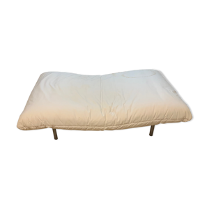 Pouf modèle Calin de