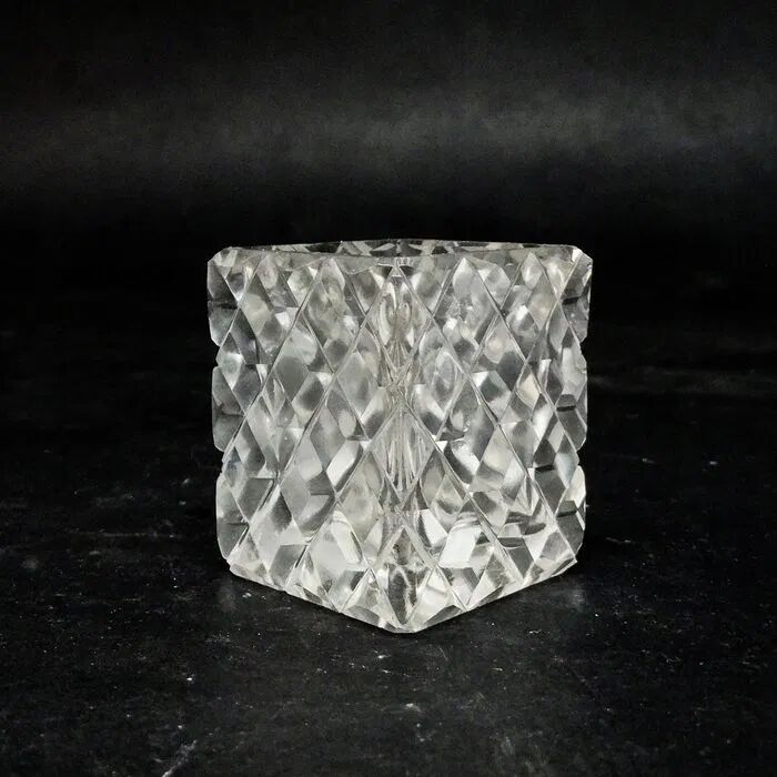 L1k crystal toothpick holder in art deco style