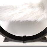 Canapé 2 places vintage en fausse fourrure blanche et structure en bois noir, Italie