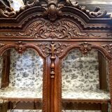 Renaissance style two-body display case in solid walnut Napoleon III