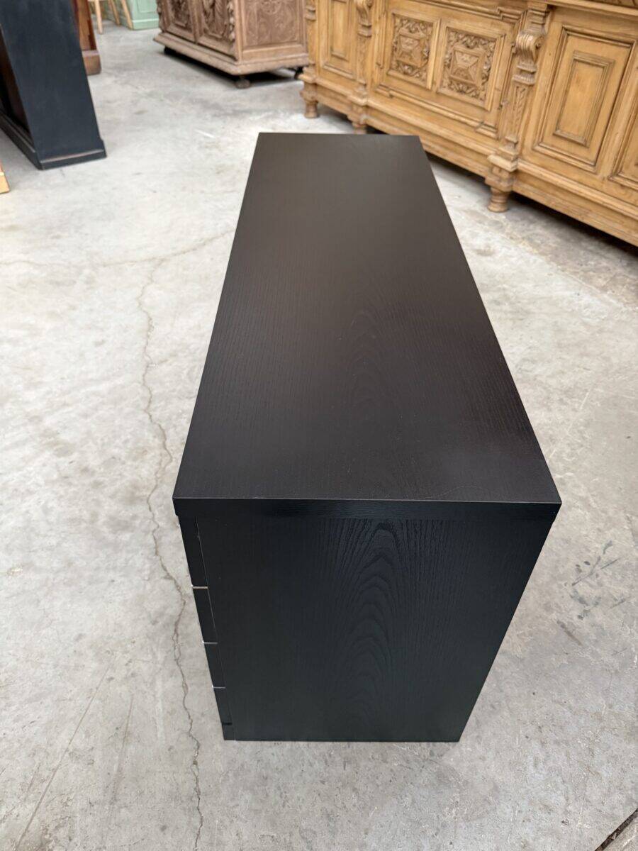 Storage unit with 8 drawers