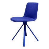 Chaise Lottus Spin en tissu bleu, Enea
